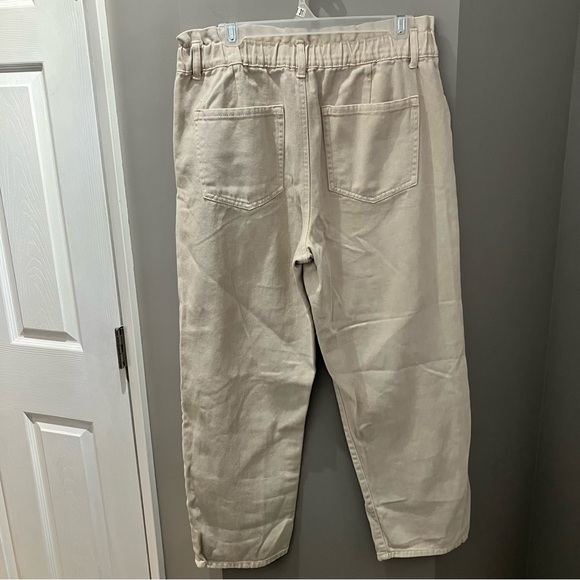Forever 21 Cream Pants-Lg - Picture 3 of 4